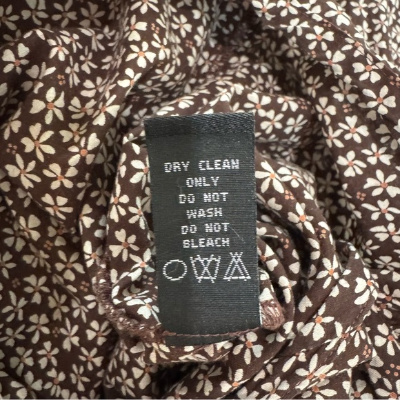 Christy Dawn Floral Bobbi Romper - Picture 6 of 9